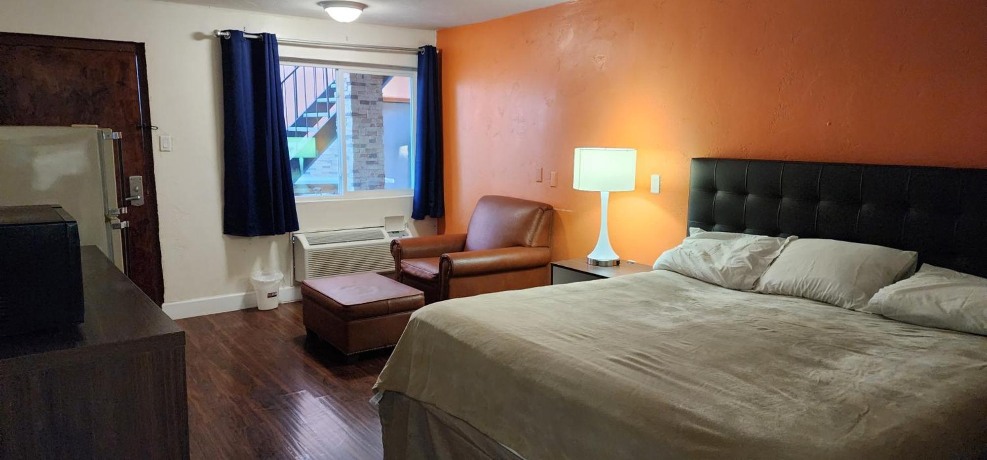 B&J Hotel And Apartments Pecos Exterior photo