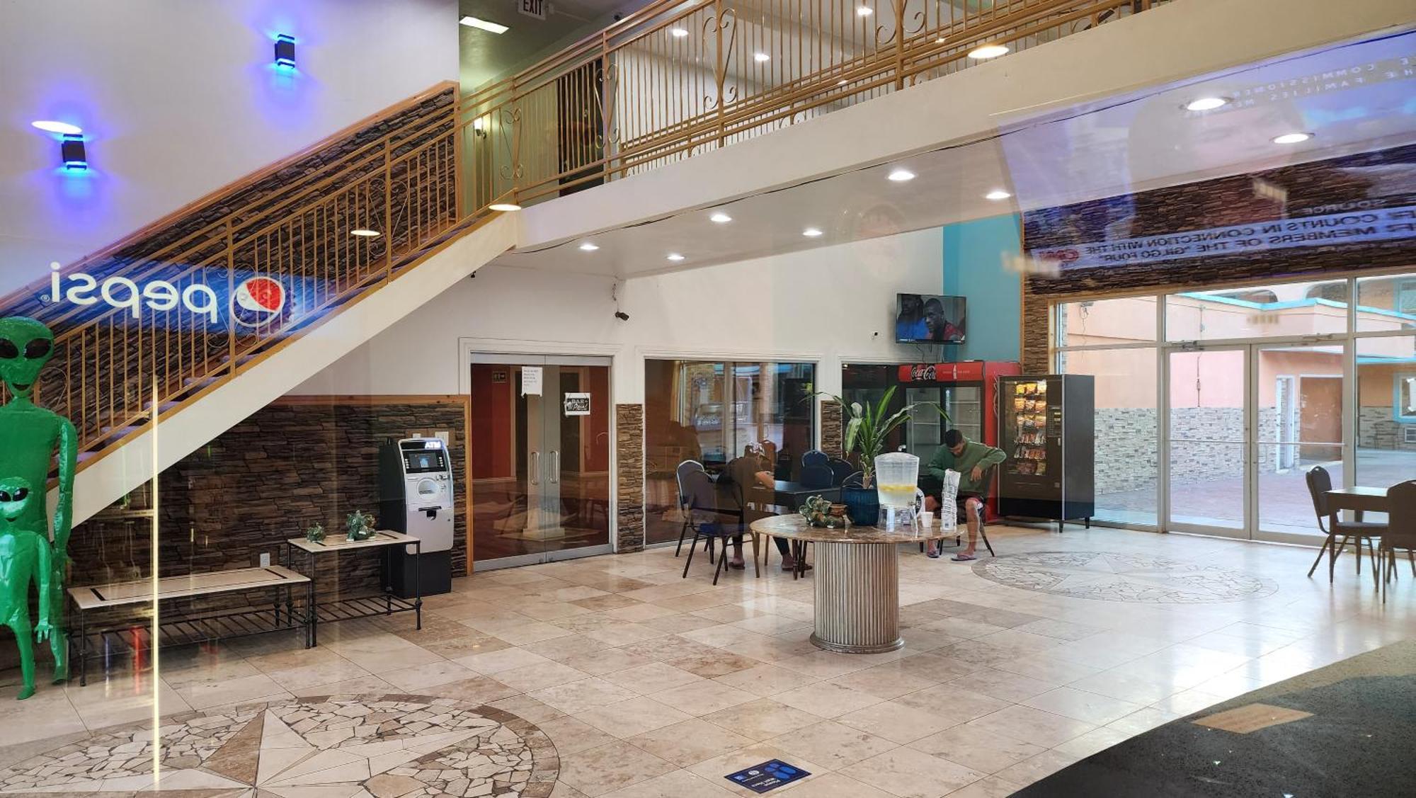 B&J Hotel And Apartments Pecos Exterior photo